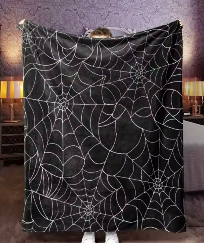 Gothic Spiderweb Blanket 130x150cm