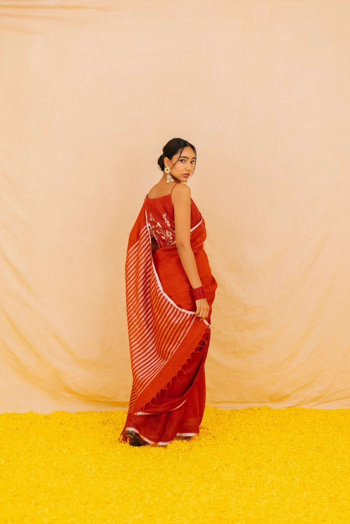 Ibtida Linen Sari