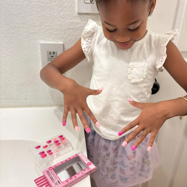 Piggy Paint Press-On Nails - Pretty In Pink
