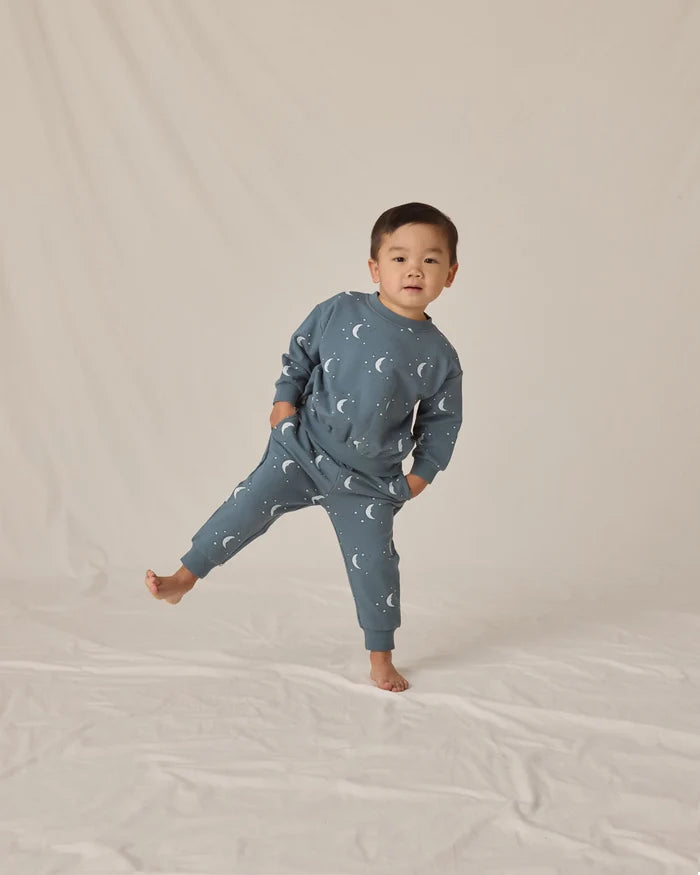 Quincy Mae Relaxed Fleece Sweatpant - Silver Moons