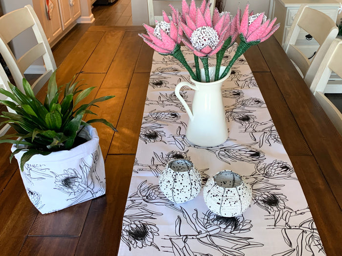 Black & White Protea Soft Pots