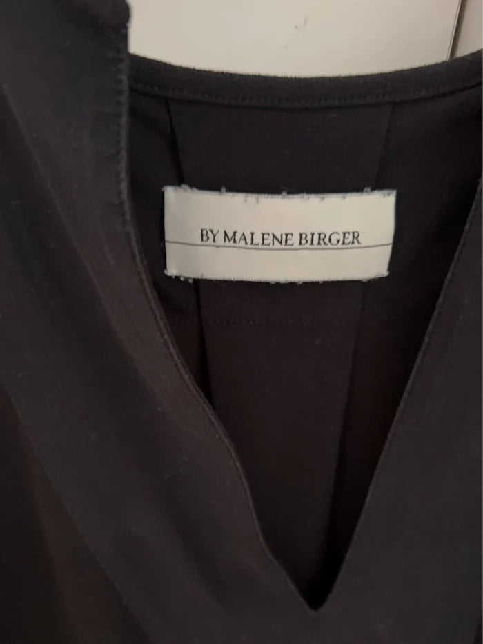 By Malene Birger-sidentunika