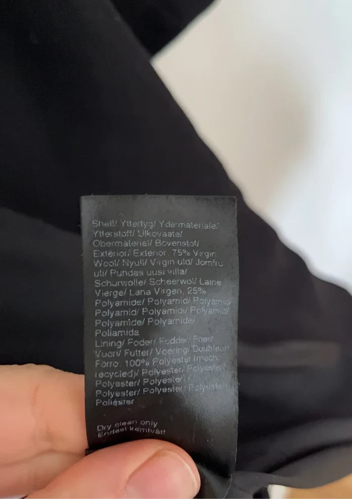 Filippa K-ullkappa