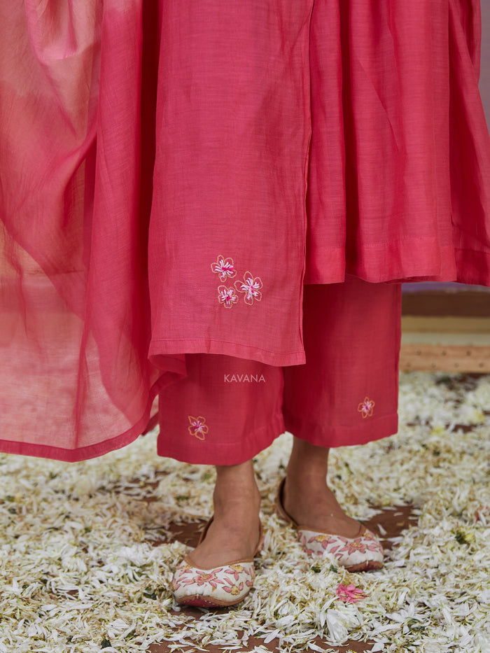 Gulabo Dupatta
