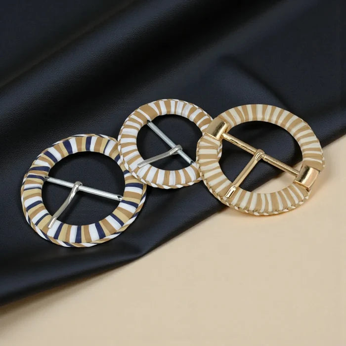 Handwoven Straw Round Buckle with Metal Pin
