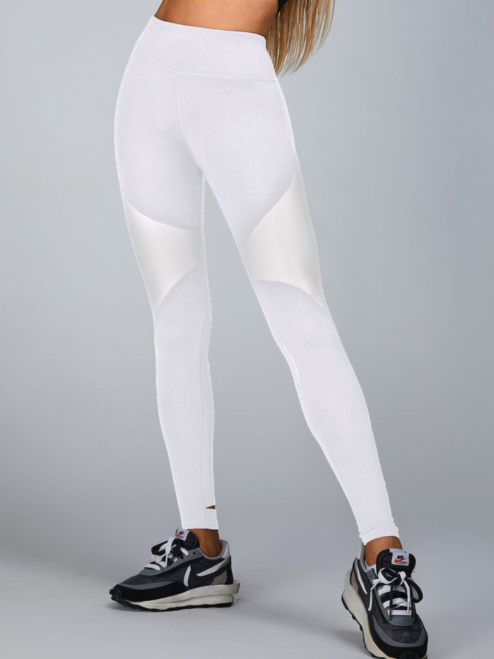 White / S