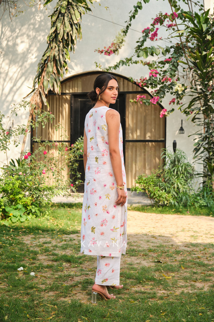 Hiraya kurta set