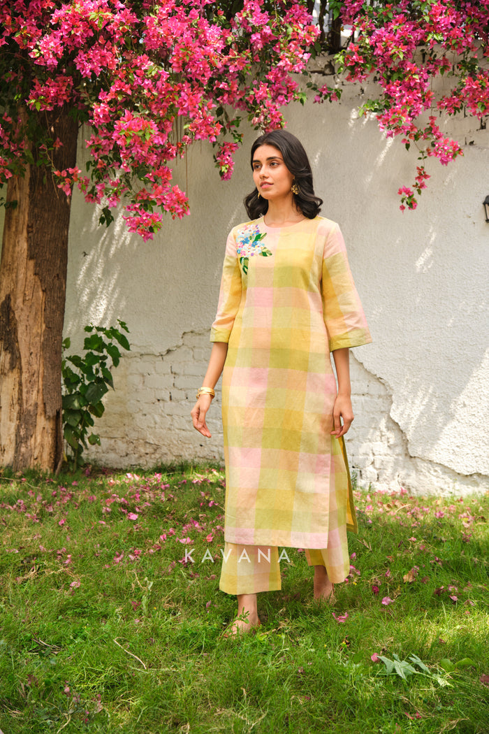 Kairi Kurta Set