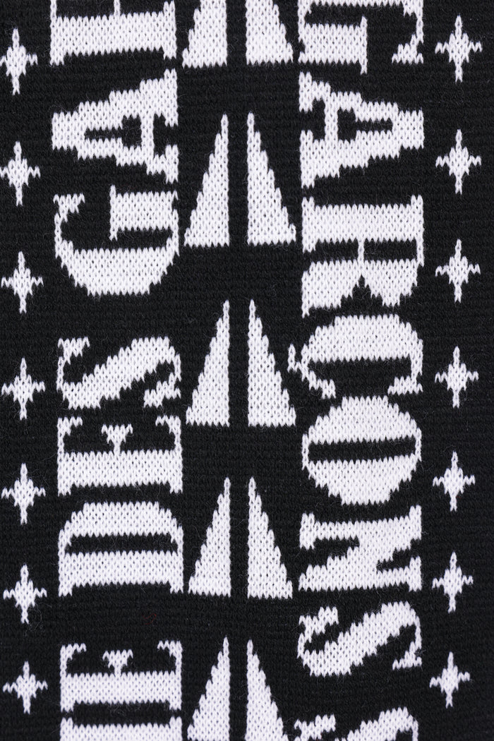 knit scarf with logo intarsia