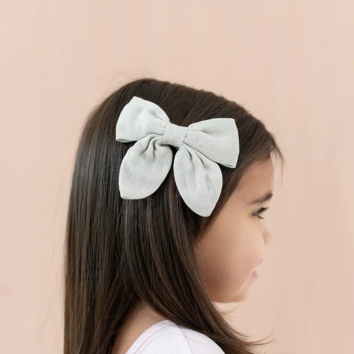 Kyte Baby Bamboo Muslin Alligator Clip Bow - Oat