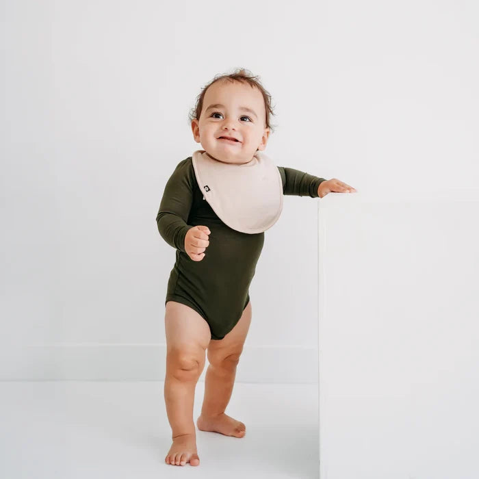 Kyte Baby Cushy Bib - Bisque