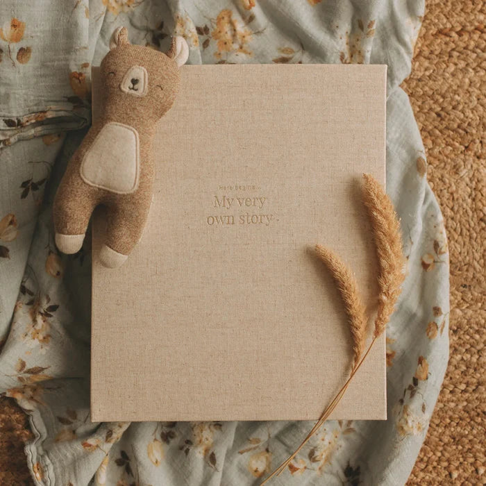 Le Petit Tableau Noir - Baby Book - Linen