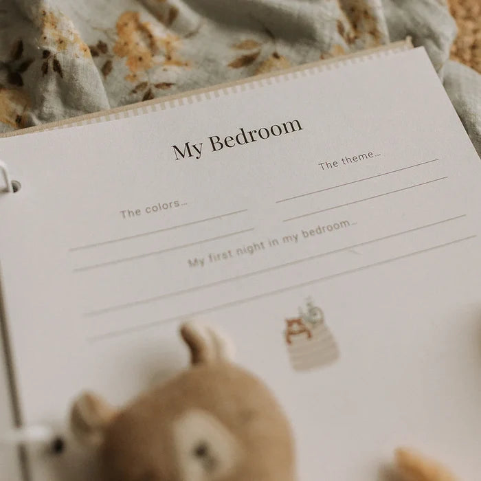 Le Petit Tableau Noir - Baby Book - Linen