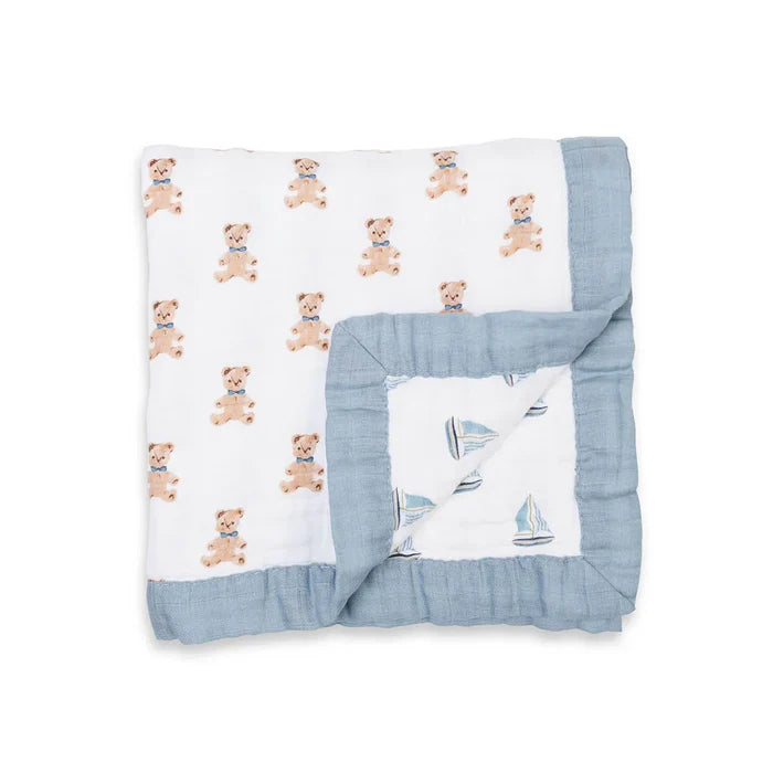 Lulujo Vintage Muslin Quilt - Vintage Bear/Sailboats