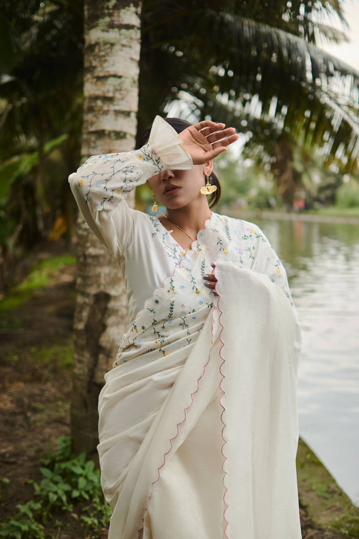 Mace │White handwoven chanderi sari - kavana.in