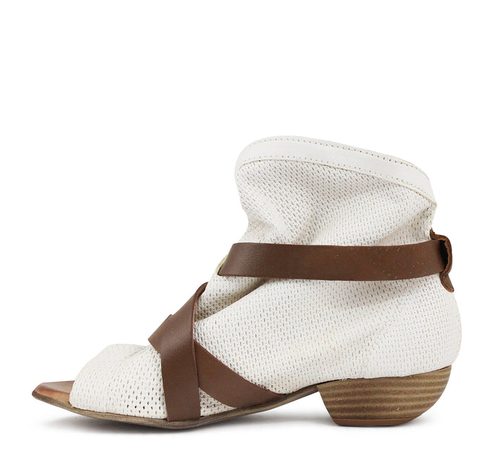 Miz Mooz Cassidy Sandals - On The EDGE