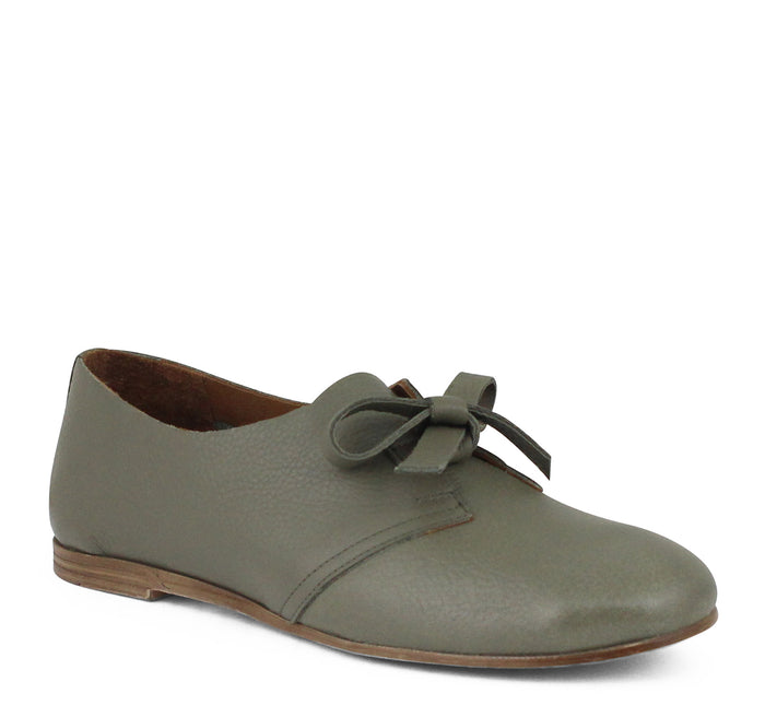 Miz Mooz Empire Oxford - On The EDGE