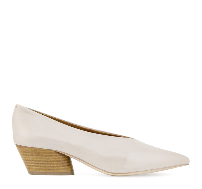 Miz Mooz Holly Heel - Miz Mooz - On The EDGE