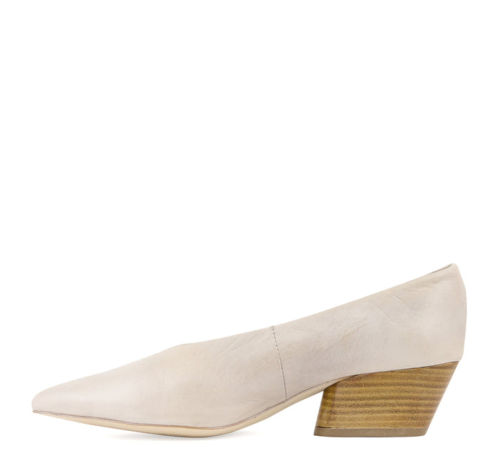 Miz Mooz Holly Heel - Miz Mooz - On The EDGE