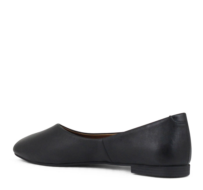 Miz Mooz Romie Flat - On The EDGE
