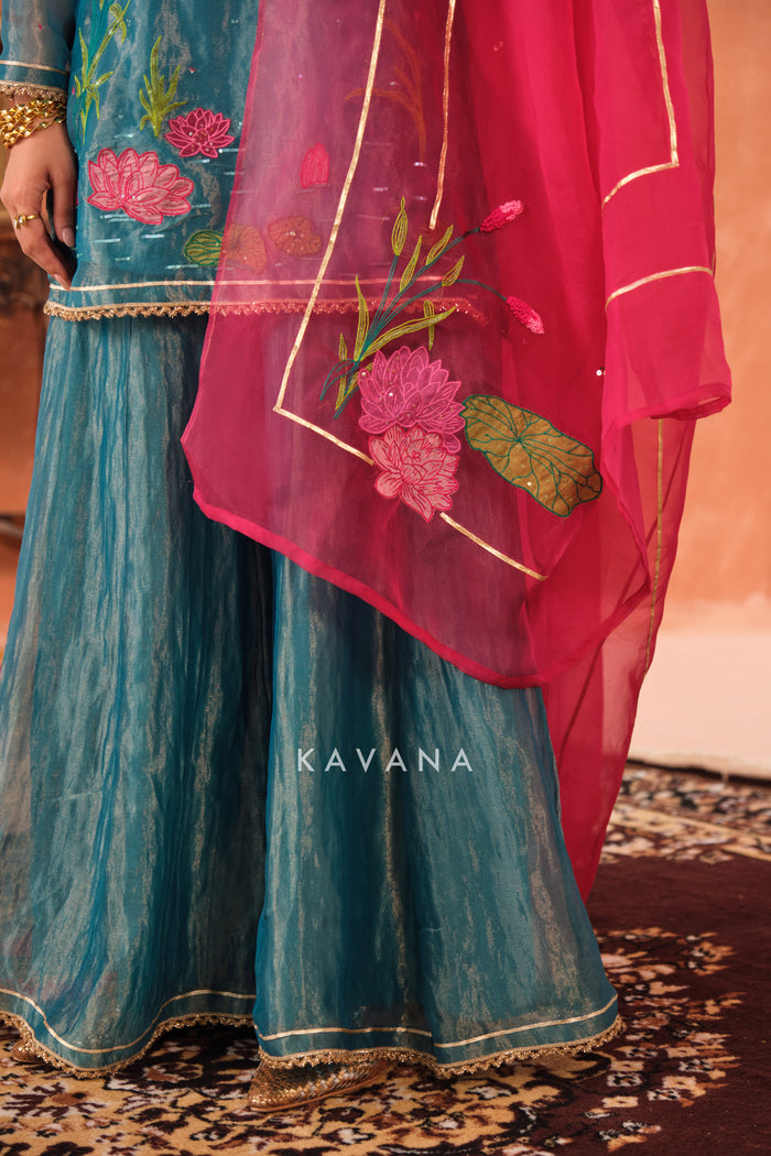 Neelika Silk Tissue Kurta Set