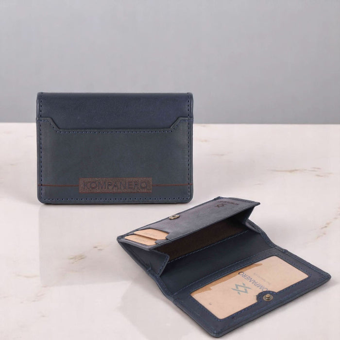 Noah - The Card Holder
