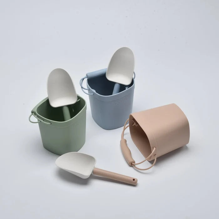 Nouka Silicone Bucket and Shovel