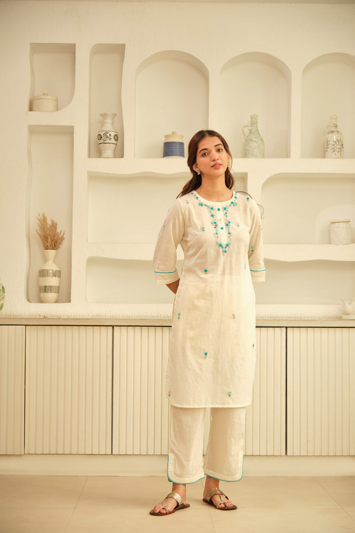 Off White Crochet Embroidered Kurta Set