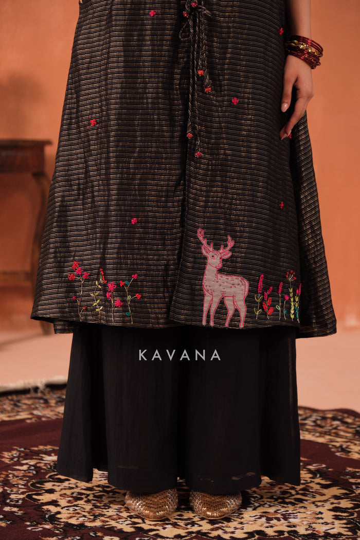 Paavni Chanderi Kurta Set