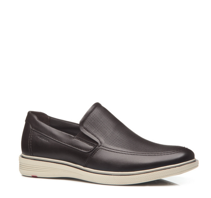 Pegada Shasta Slip-On - On The EDGE