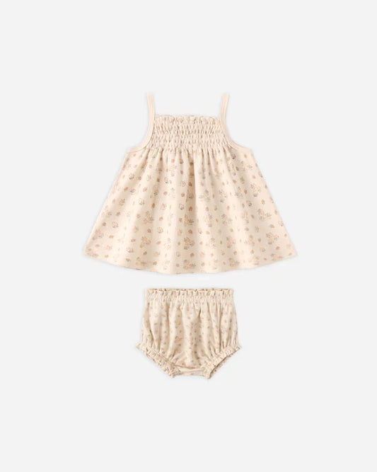 Quincy Mae Smocked Tank & Bloomer Set - Strawberries