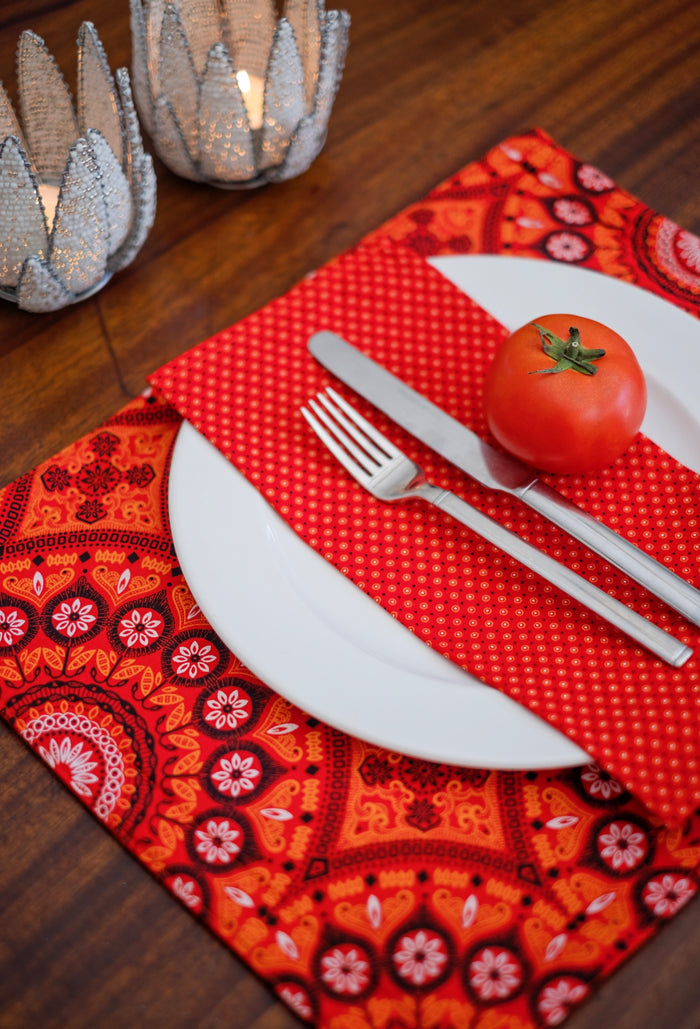 Red Reversable Shweshwe Cotton Padded Placemats (Set of 6)