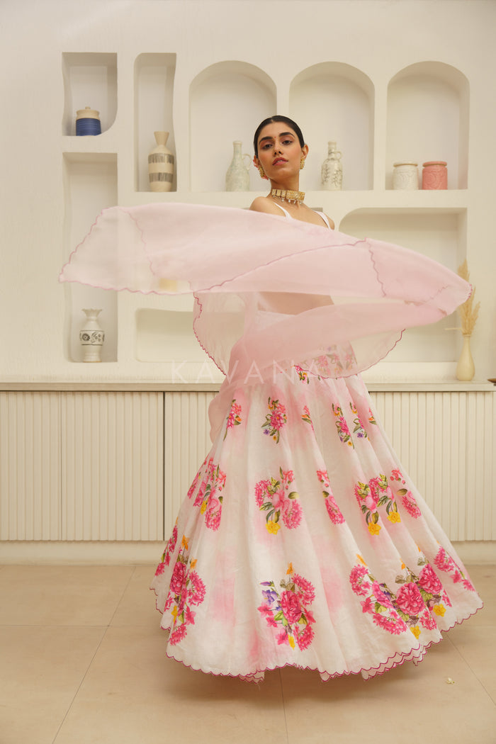 Saira Dupatta