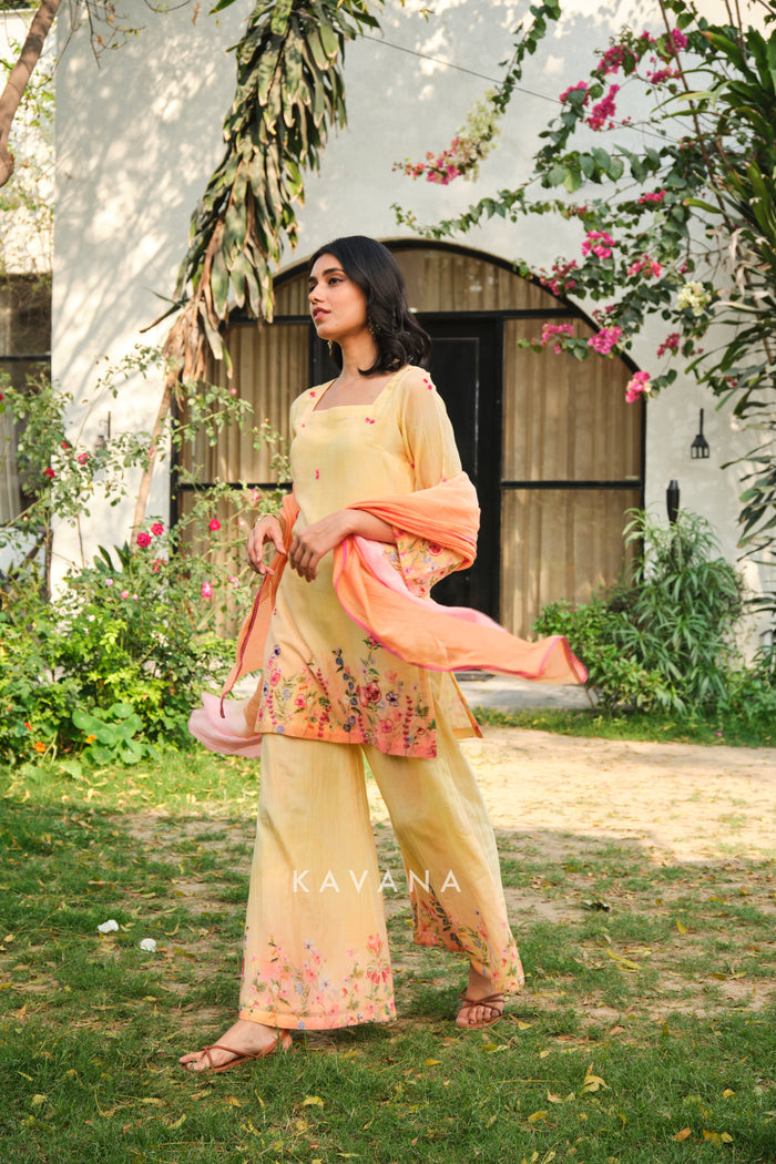 Sandhya Dupatta