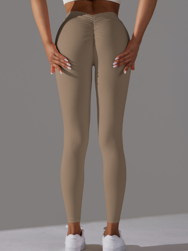 Scrunch Bum Deep V Back Leggings
