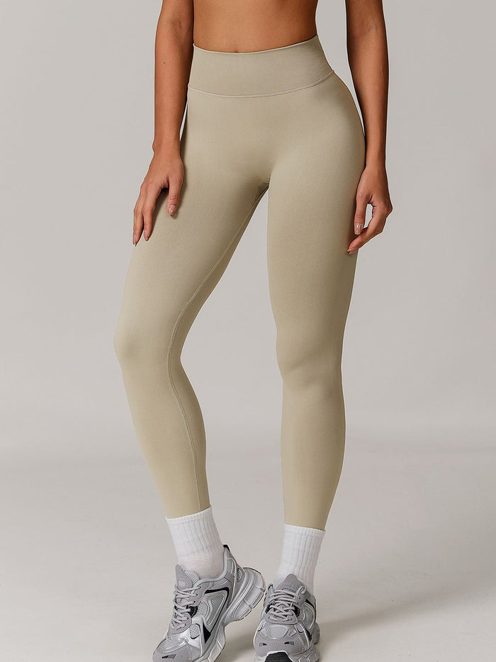 Seamless Solid Color Elastic Tight Push Up Design Leggings