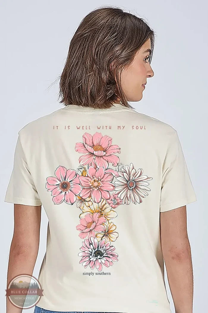 Simply Southern SS-SOUL-LINEN Well With My Soul T-Shirt on model