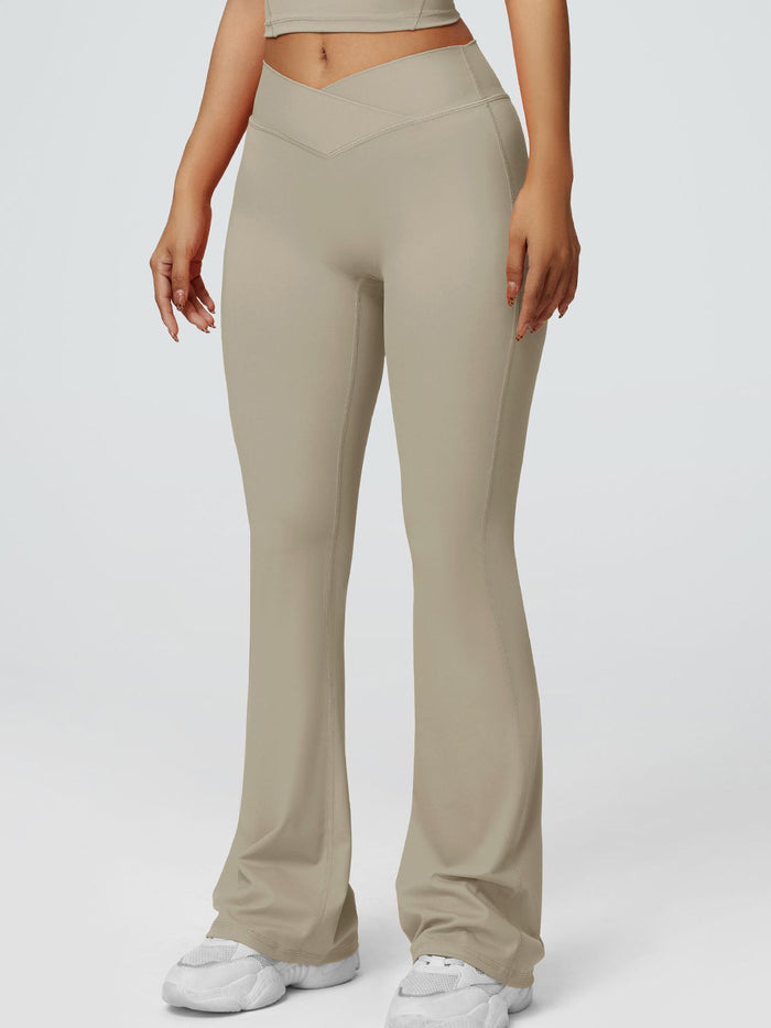 V-shaped Waist Solid Color Flare Leggings