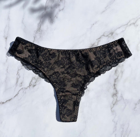 Viola Thong | Black