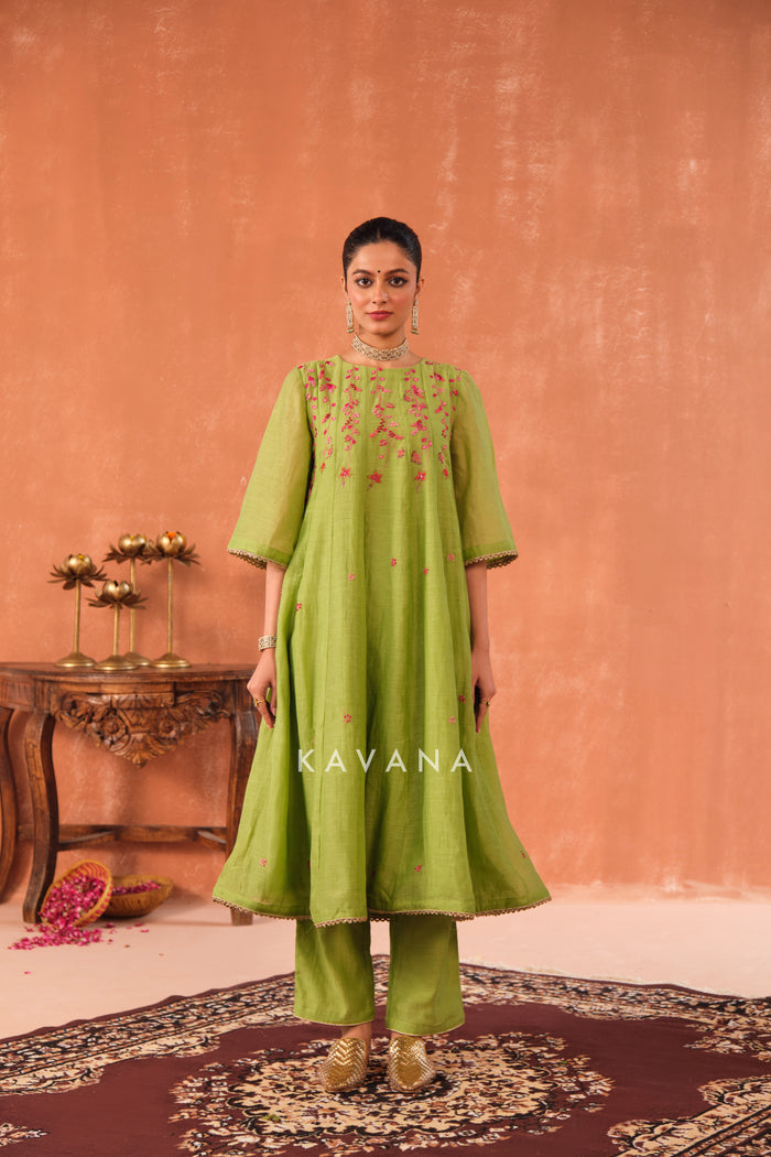 Vrinda Chanderi Kurta Set