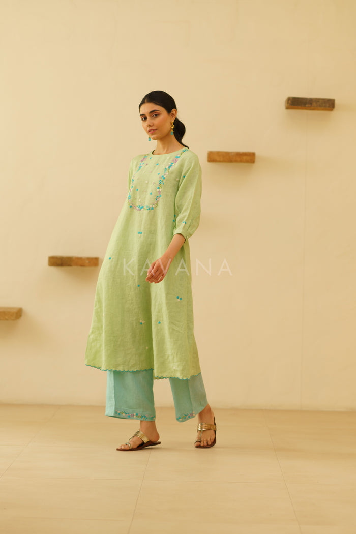Zuhur Kurta Set